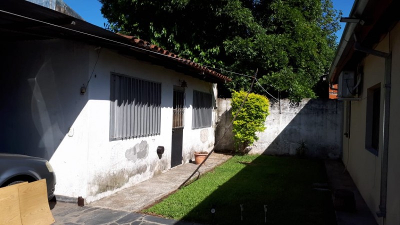 Figueroa Alcorta 1649 -Boulogne - Casa 3 dormitorios