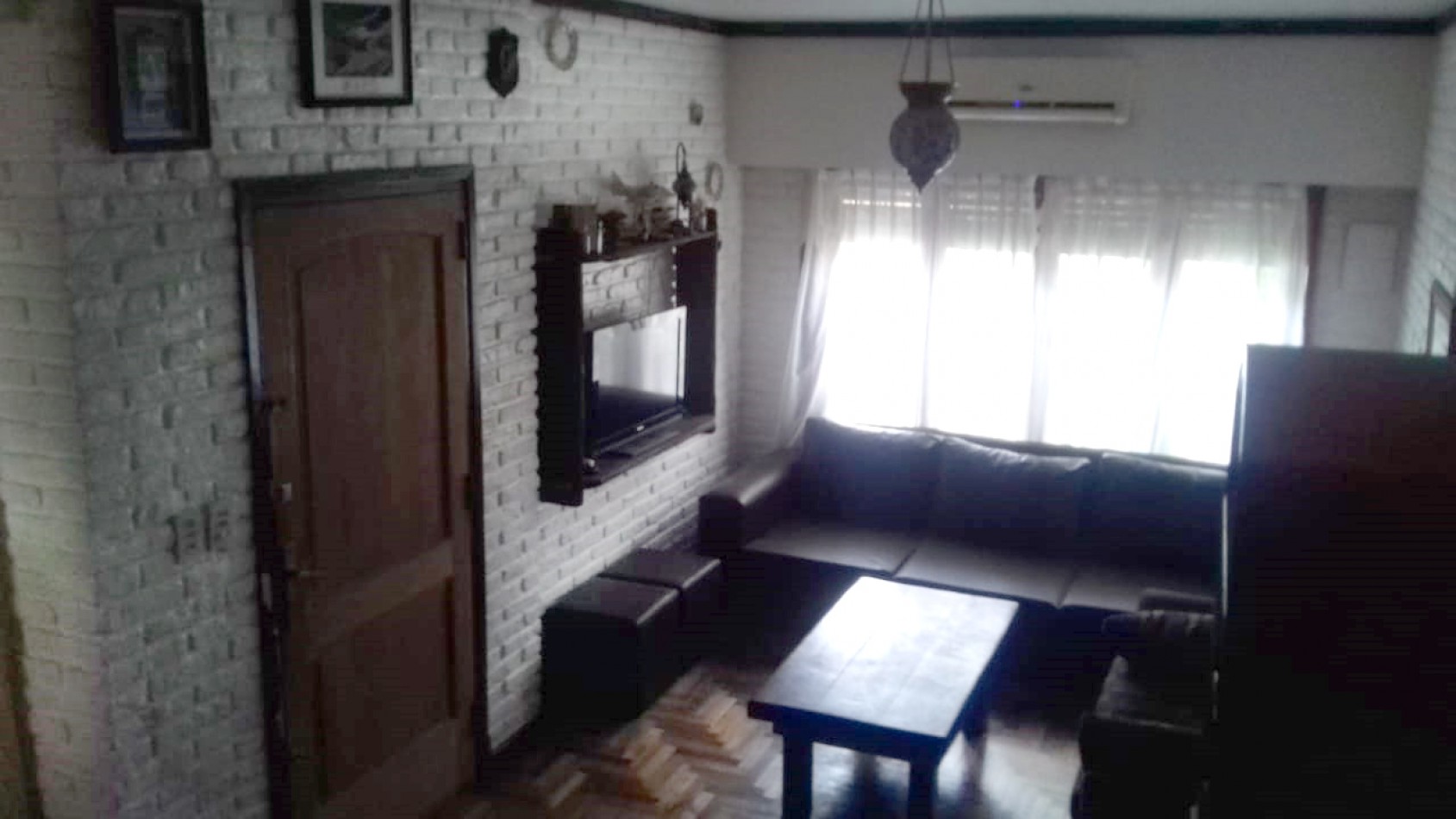 Av. del Libertador 16607. Duplex 5 ambientes.