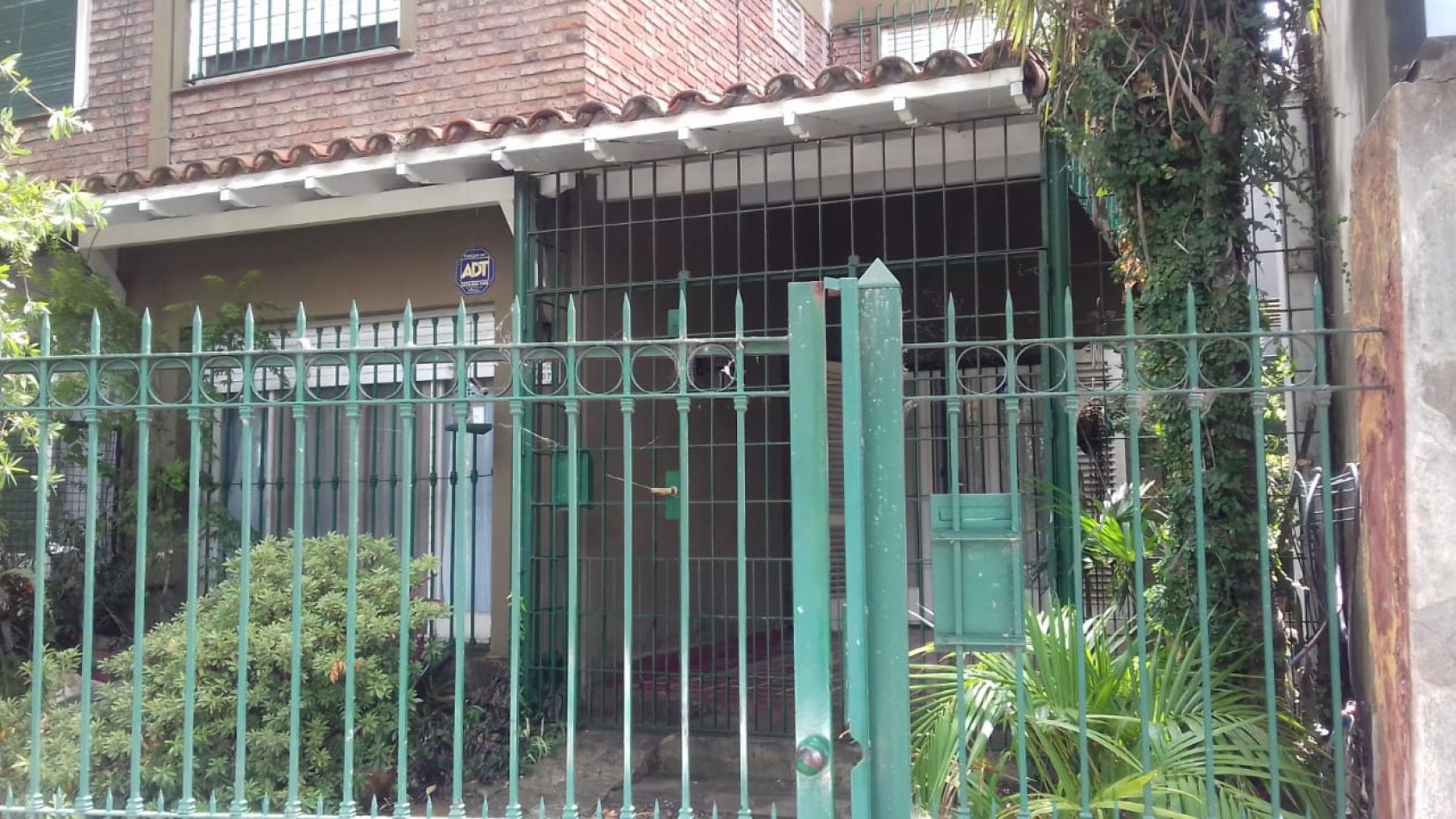 Av. del Libertador 16607. Duplex 5 ambientes.