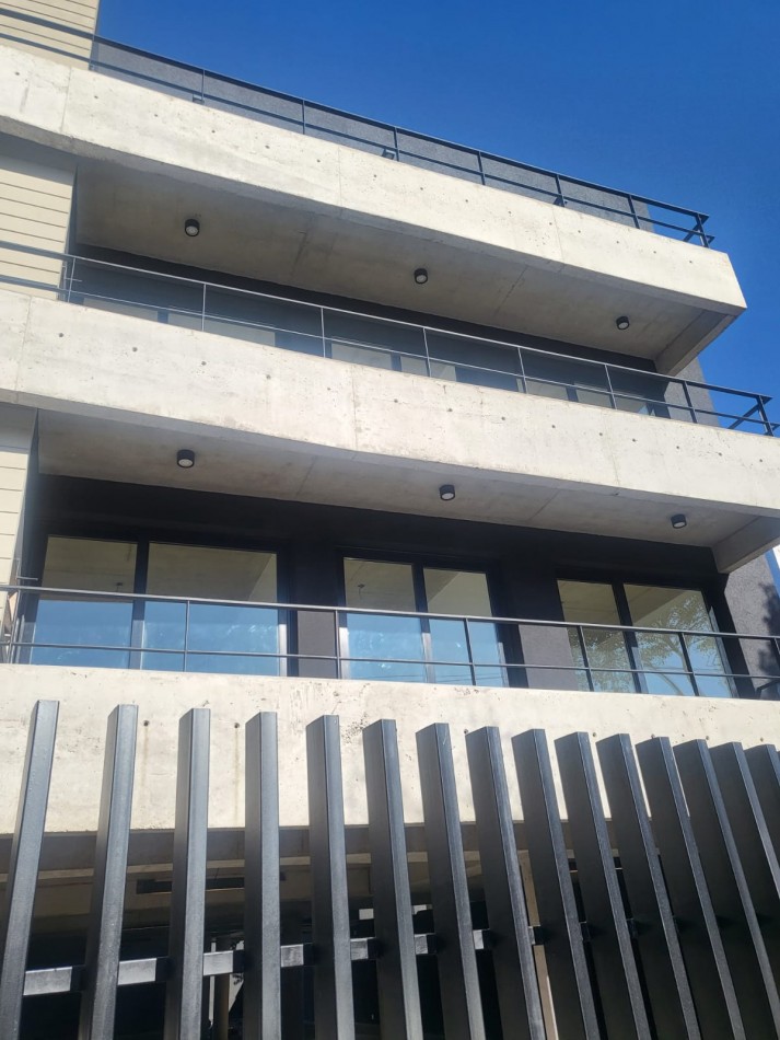 JDiaz 434, San Isidro, 2do  ,2 ambientes.