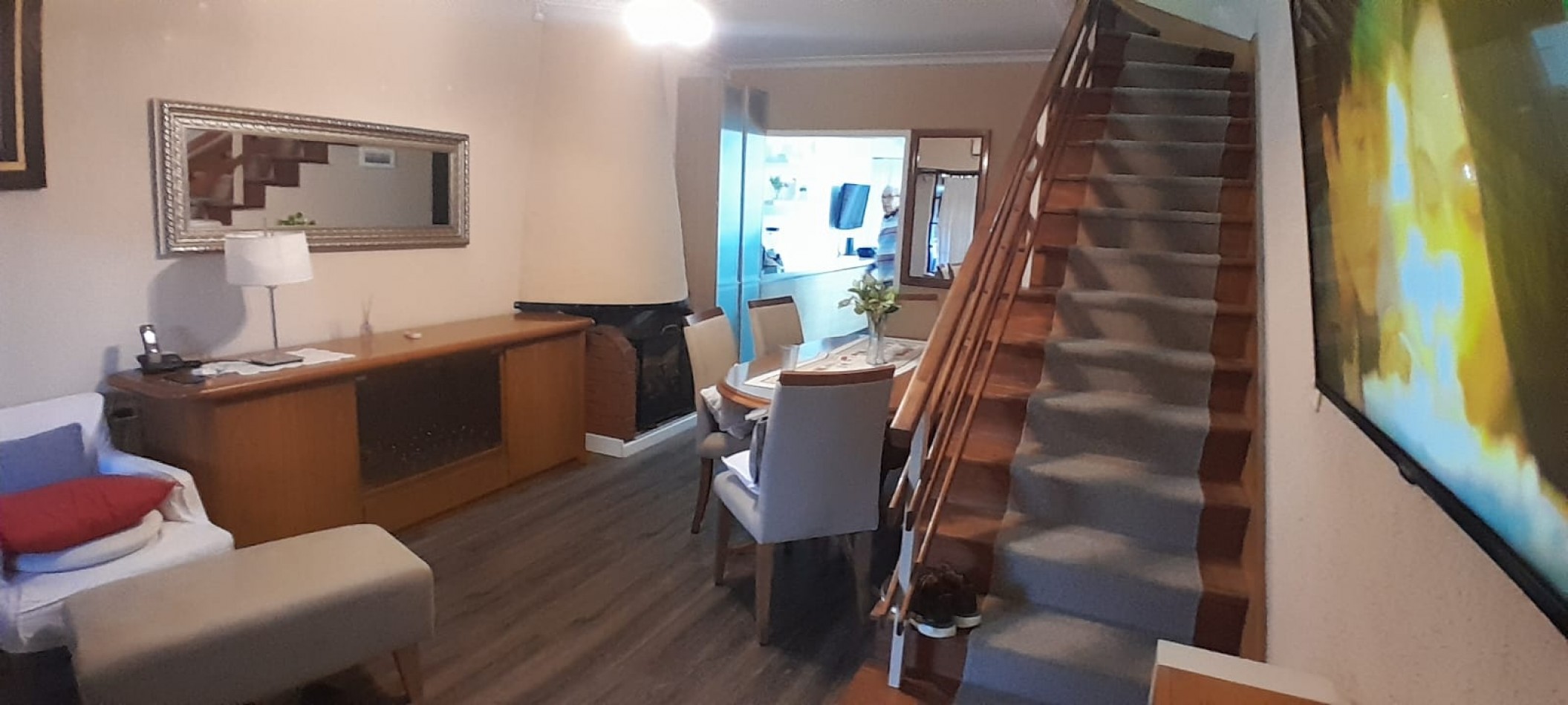 Azcuenaga 1643. Excelente duplex, zona Plaza 9 de Julio.