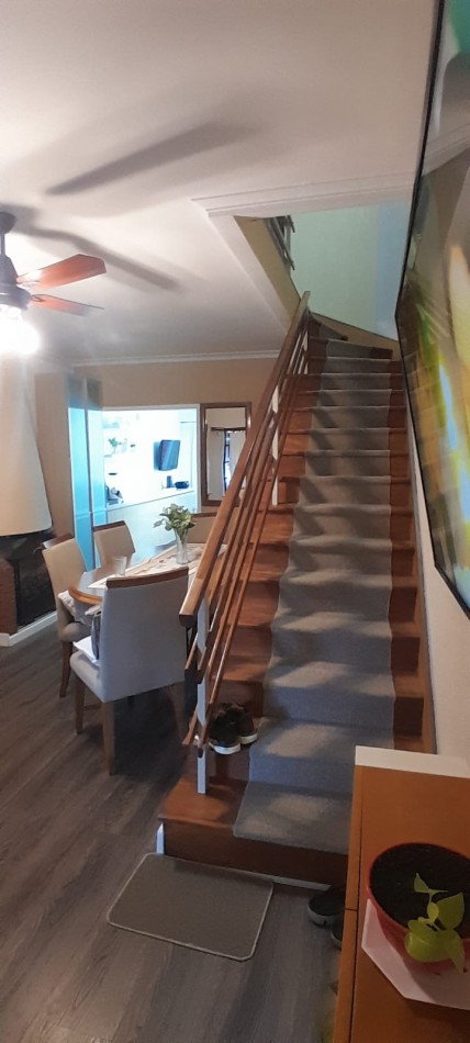 Azcuenaga 1643. Excelente duplex, zona Plaza 9 de Julio.