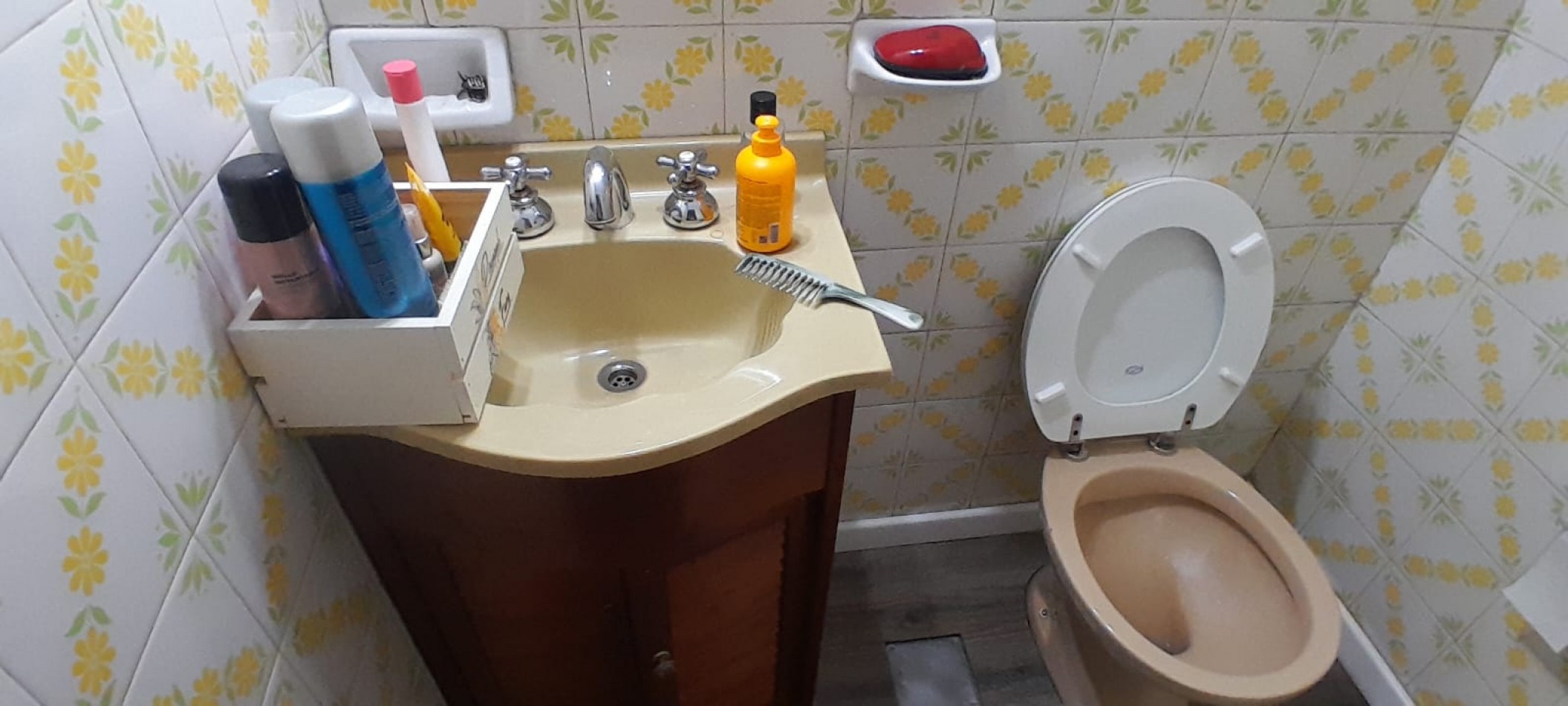 Azcuenaga 1643. Excelente duplex, zona Plaza 9 de Julio.