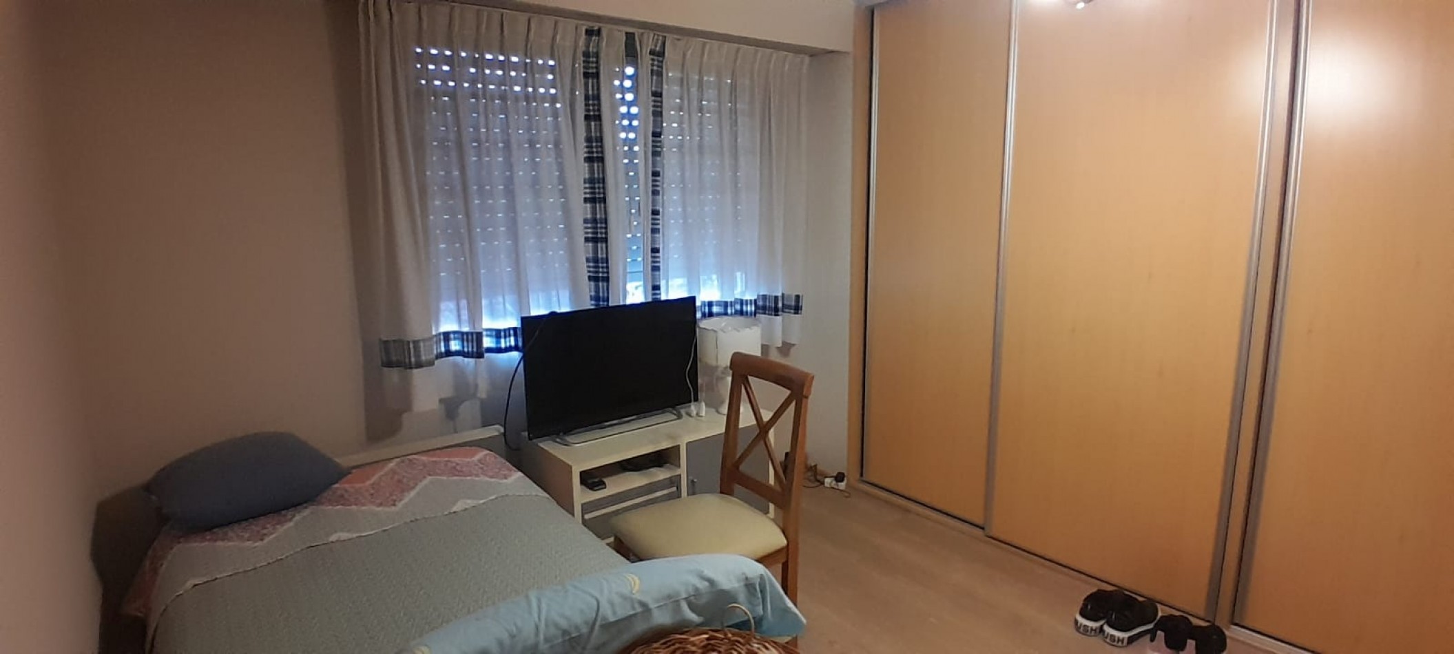 Azcuenaga 1643. Excelente duplex, zona Plaza 9 de Julio.