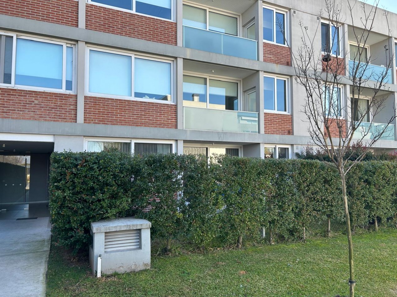 Barrio Villa Los Remeros. Alquiler 2 amb c/coch y jardin