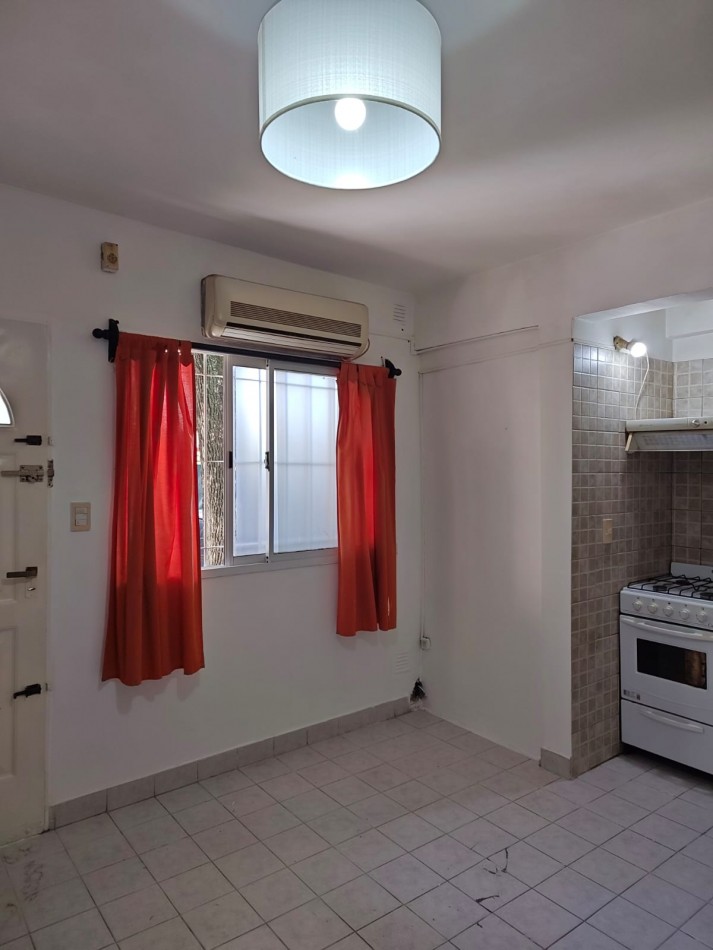 Jacinto Diaz 1038 - PH al frente