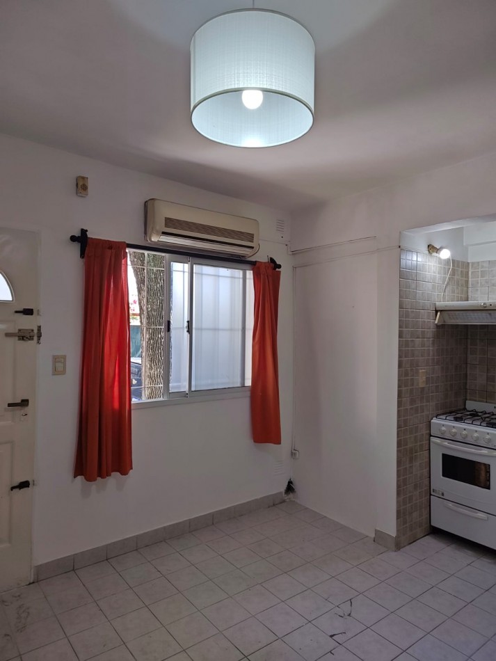 Jacinto Diaz 1038 - PH al frente