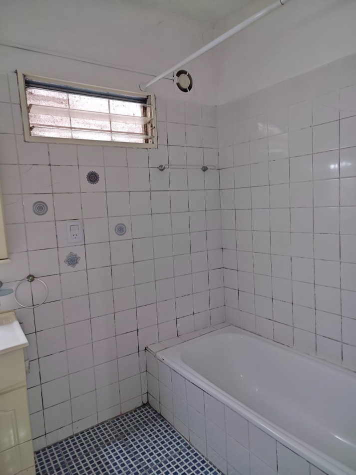 Jacinto Diaz 1038 - PH al frente