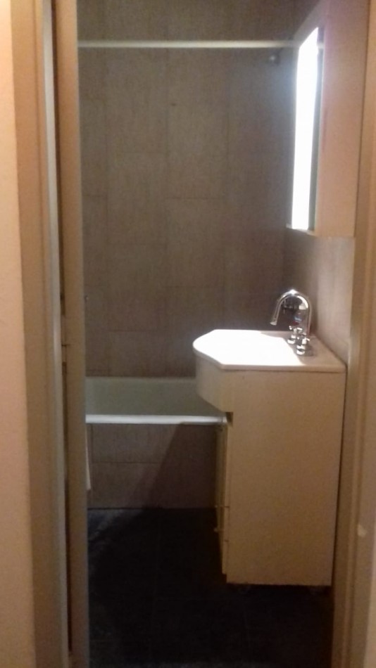 Av del Libertador 16.607. Duplex 3 dormitorios