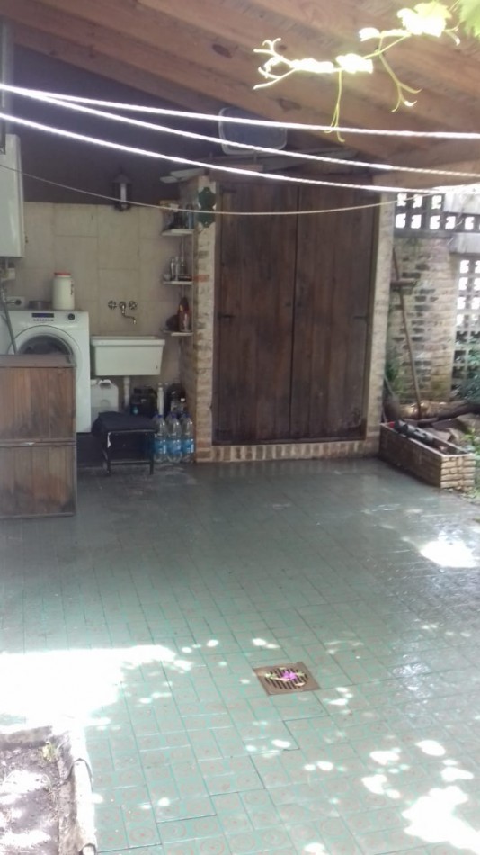 Av del Libertador 16.607. Duplex 3 dormitorios