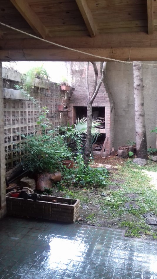 Av del Libertador 16.607. Duplex 3 dormitorios