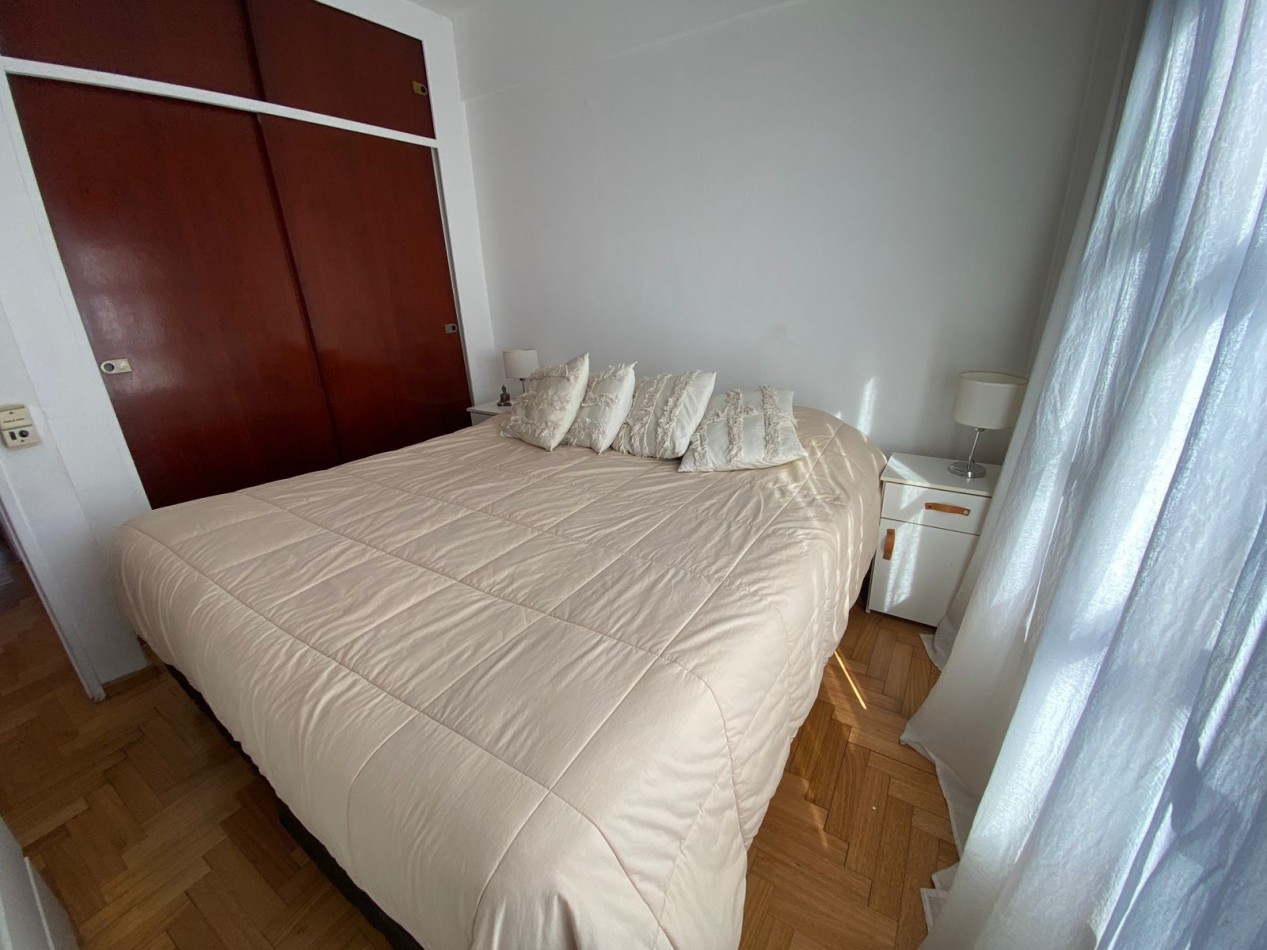 Centenario 2265. 3 ambientes con terraza propia.