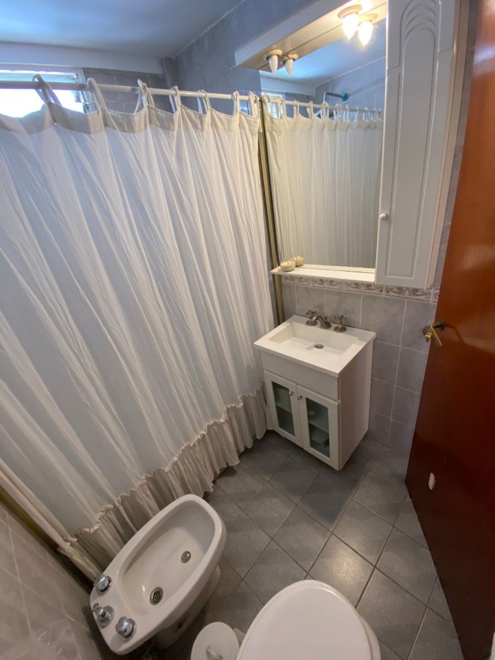 Centenario 2265. 3 ambientes con terraza propia.