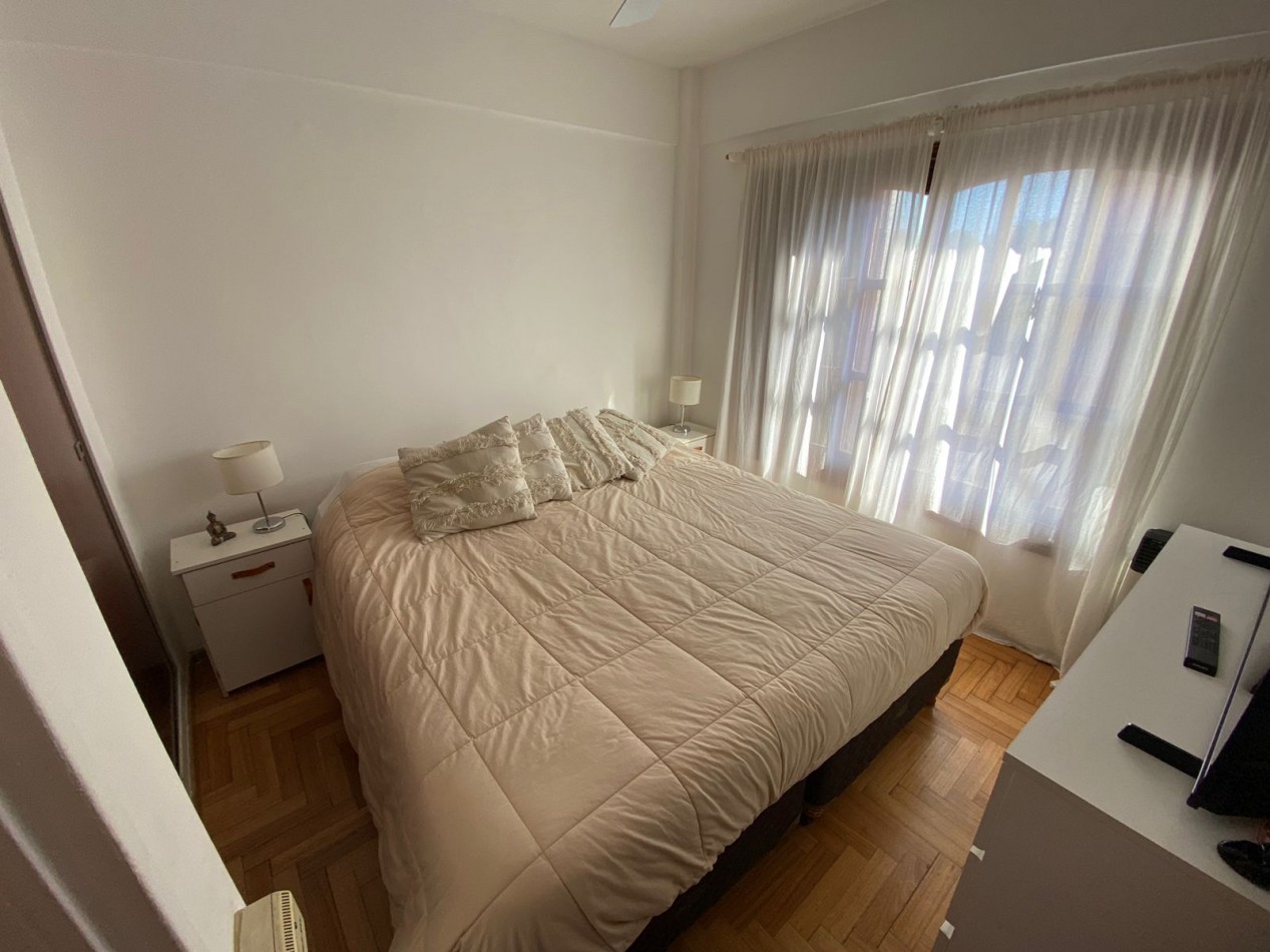 Centenario 2265. 3 ambientes con terraza propia.