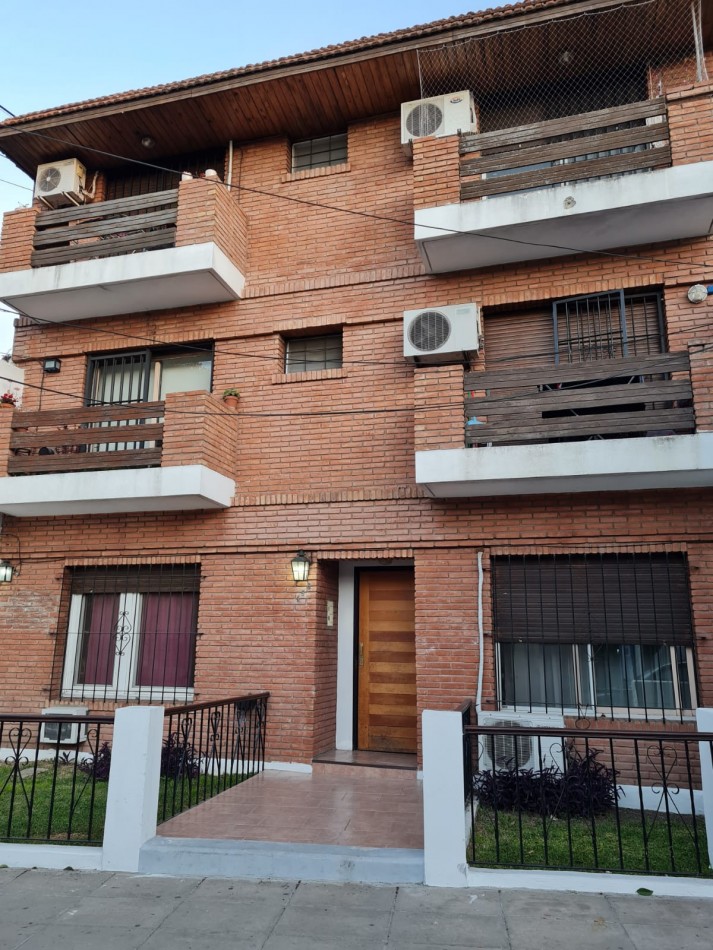 Jacinto Diaz 456. 2 ambientes