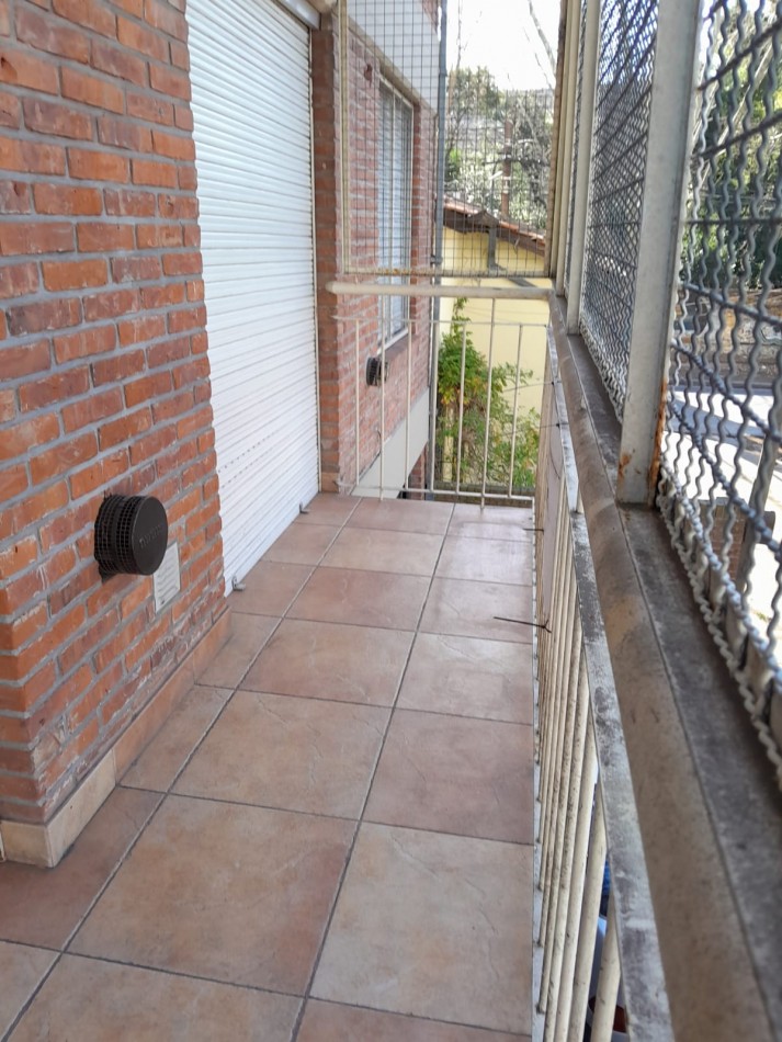 General Paz 1282. Depto 3 ambientes