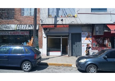 AltBrown55 - Pequeño local a la calle - San Isidro