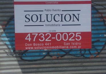 local comercial vidriera, salon y  toilette